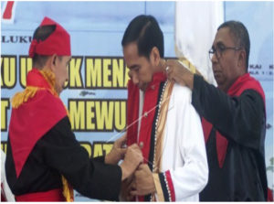 adat maluku